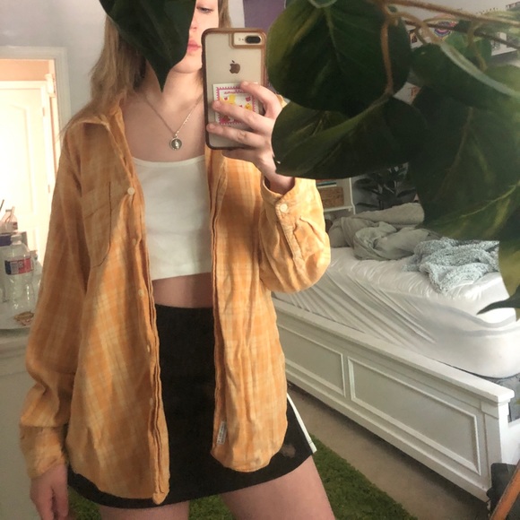 yellow flannel - Picture 1 of 3